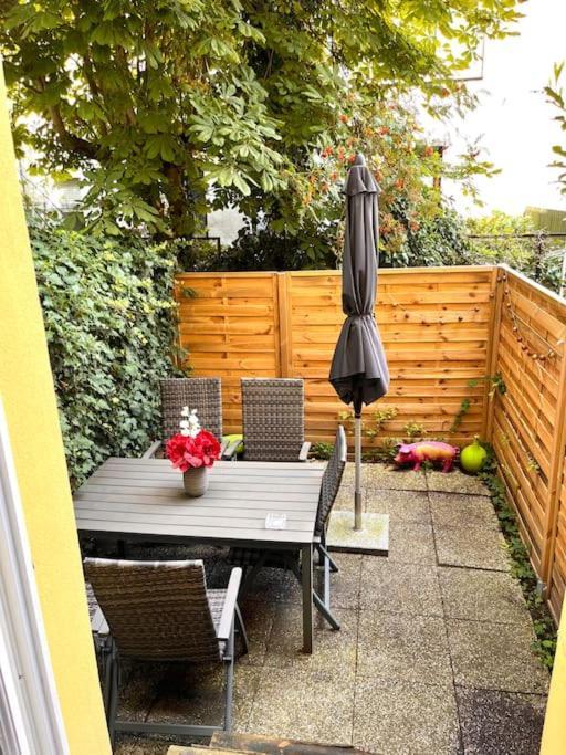 Doppelzimmer Mit Terrasse In Privatem Zuhause Любек Экстерьер фото